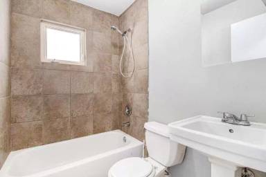 Main picture of 561 Formwalt St SW