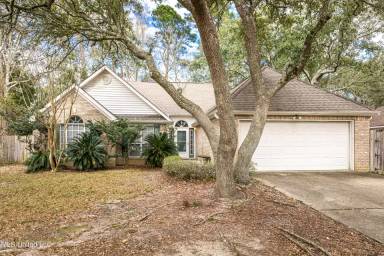 Main picture of 9016 Seahorse Ave
