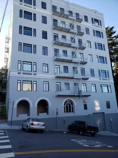 Main picture of 900 Chestnut St