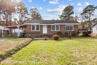 Main picture of 709 Starling Way