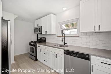 Main picture of 234 Evaline St