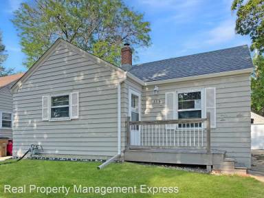 Main picture of 716 S Covell Ave