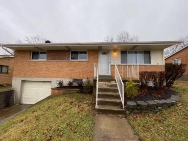 Main picture of 3227 Blueacres Dr