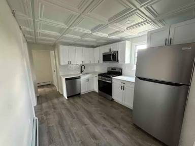 Main picture of 39 2nd St
