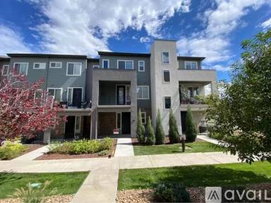 Main picture of 612 E Hinsdale Ave