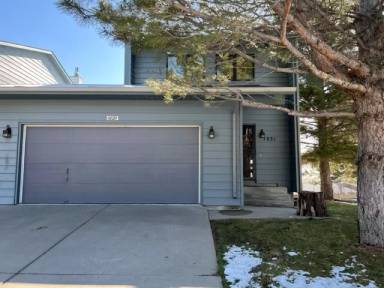 Main picture of 1031 Surrey Ct