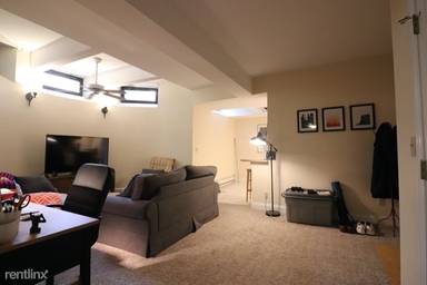 Main picture of 1101 Beacon St