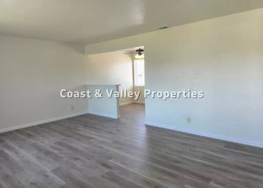 Main picture of 813 W Nectarine Ave
