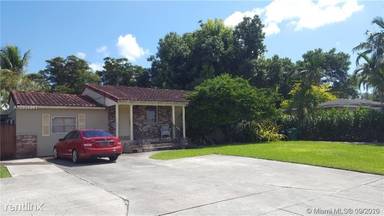 Main picture of 2635 SW 80th Ave