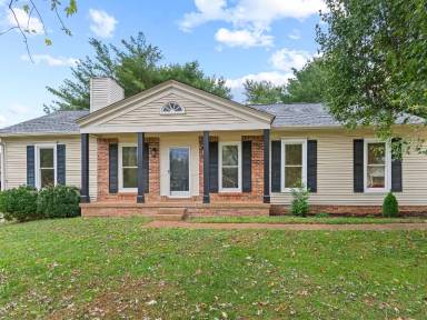 Main picture of 723 Riverview Dr