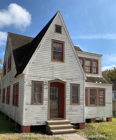 Main picture of 604 E Saint Victor St