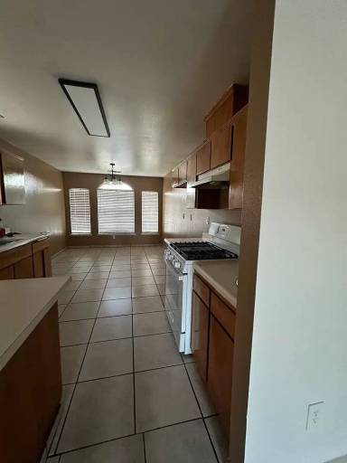 Main picture of 1629 5th Pl