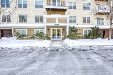 Main picture of 26 Schoolhouse Dr