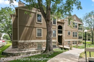 Main picture of 10950 W Florida Ave