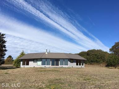 Main picture of 411 Eagle Cove Dr
