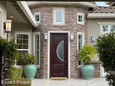 Main picture of 5033 Skellig Rock Way