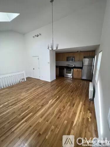 Main picture of 12 Shepard St