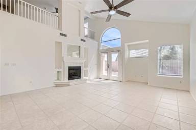 Main picture of 3900 Triora St