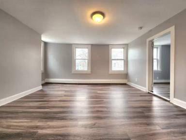 Main picture of 85 Bell St