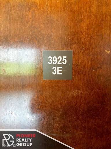 Main picture of 3925 N Keeler Ave