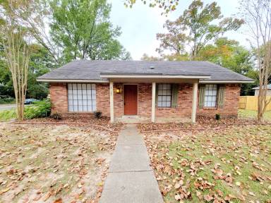 Main picture of 3125 Willow Lane Dr