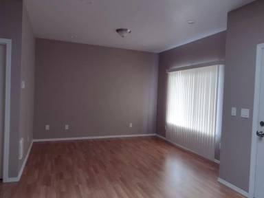 Main picture of 1302 Mozi Ln