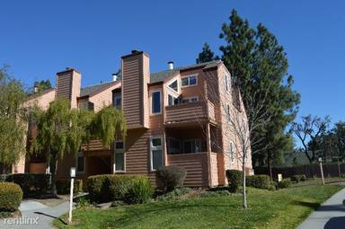 Main picture of 5266 Borneo Cir