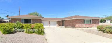 Main picture of 695 Genoa Ave