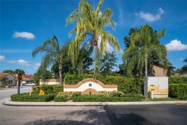 Main picture of 14551 SW 103rd St