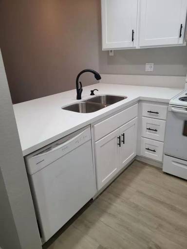 Main picture of 1120 Eureka St