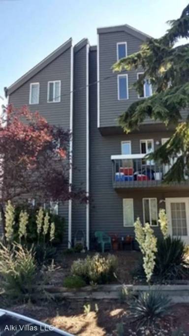 Main picture of 3058 63rd Ave SW
