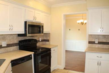 Main picture of 7838 Williams Ave