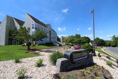 Main picture of Hunters Ridge Condominiums