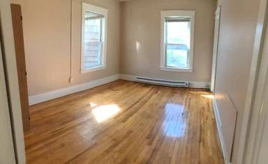 Main picture of 2 N Main St