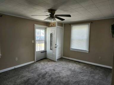Main picture of 1128 Ava St
