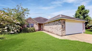 Main picture of 3516 Farah Dr