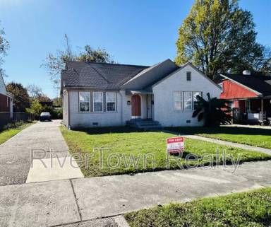 Main picture of 2171 Albany Ave