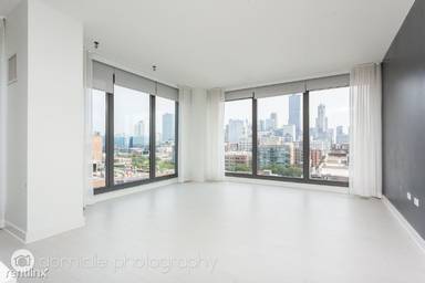 Main picture of 1056 W Van Buren St