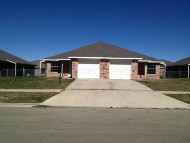 Main picture of 2803 Alma Dr