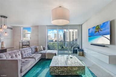 Main picture of Brickell on the River