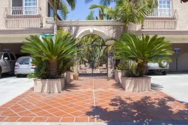 Main picture of 3612 Keystone Ave