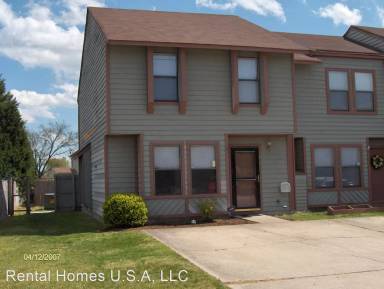 Main picture of 401 Saddlebrook Ct