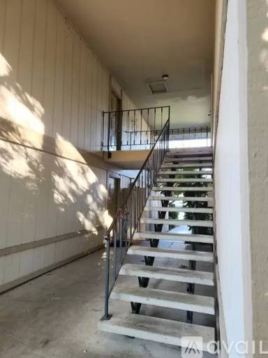 Main picture of 4260 Clayton Rd