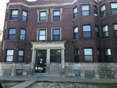 Main picture of 5253 S Prairie Ave