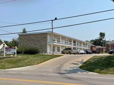 Main picture of 1420 Oakland Rd NE