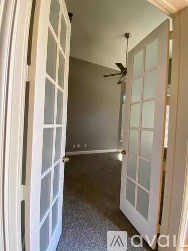 Main picture of 2017 Glen Manor Rd