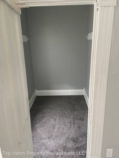 Main picture of 2735 7th Ave