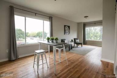 Main picture of 7629 Poe St