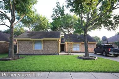 Main picture of 16738 Square Rigger Ln