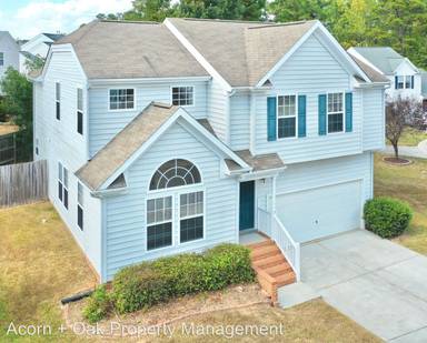 Main picture of 10 Richardson Cir